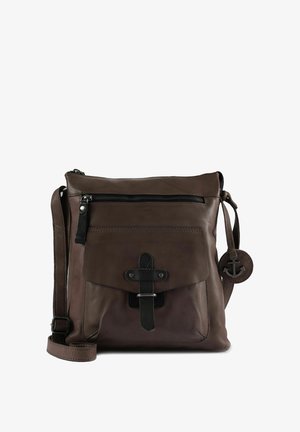 Borsa a tracolla in pelle marrone con tasca frontale chiusa da una cinghia nera e ciondolo laterale con icona di un'ancora. Chiusura superiore con cerniera.