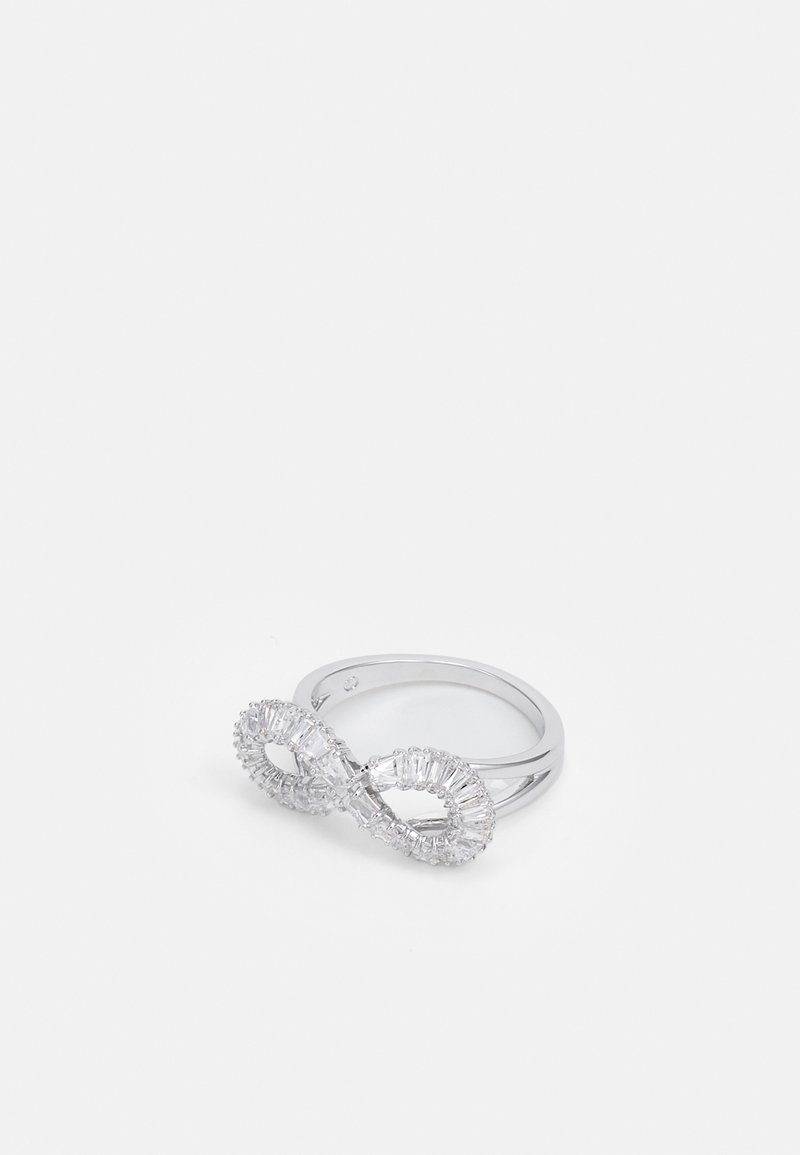 Ehering aus Sterling Silber mit einem Unendlichkeitssymbol, verziert mit klaren rechteckigen Zirkonia-Steinen entlang der Form.