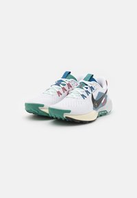 Nike Performance REACTX PEGASUS 5 - Trail hardloopschoenen - white/black/court blue/cedar/bicoastal