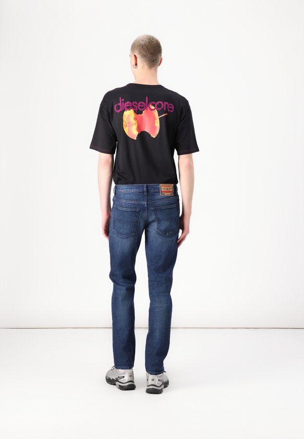 D FINITIVE - Straight leg jeans - 014