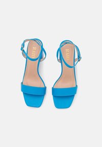 RAID Korolliset sandaalit - blue