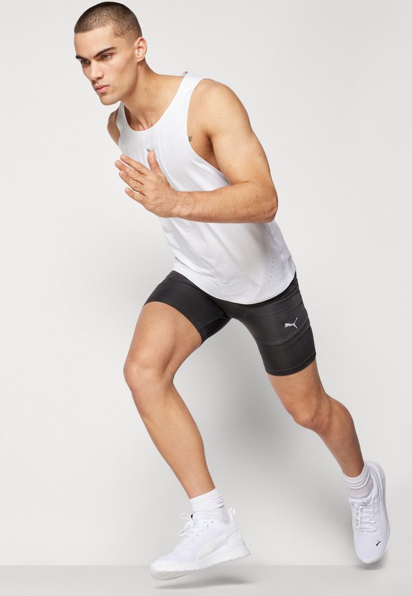 RUN FOUNDATION SHORT - Short running tights2