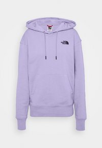Felpa viola realizzata in materiale morbido, con tasca frontale, cordini e un logo nero sul lato sinistro del petto. Polsini e orlo a coste.
