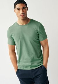 Next ESSENTIAL CREW NECK - Základné tričko - light green