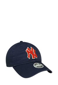 Navy blue cap made of cotton, featuring an embroidered red 'NY' logo. Adjustable strap at the back and curved brim for fit and comfort.