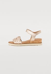Gabor Comfort Keilsandalette muschel/goldfarben