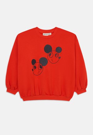 Röd sweatshirt med en grafik av två svarta och röda tecknade musansikten med stora ögon. Tyget är mjukt, med samlade ärmar och midja.