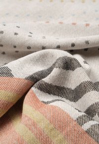 MAЯSIKØH NAXOS - Strandhanddoek - beige