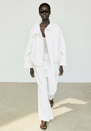 Massimo Dutti, Bomberjacks - white
