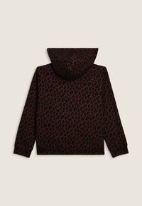 Sweat à capuche brun foncé, avec un motif imprimé léopard noir. Il a de longues manches et des poignets et un ourlet côtelés. Texture lisse et douce.