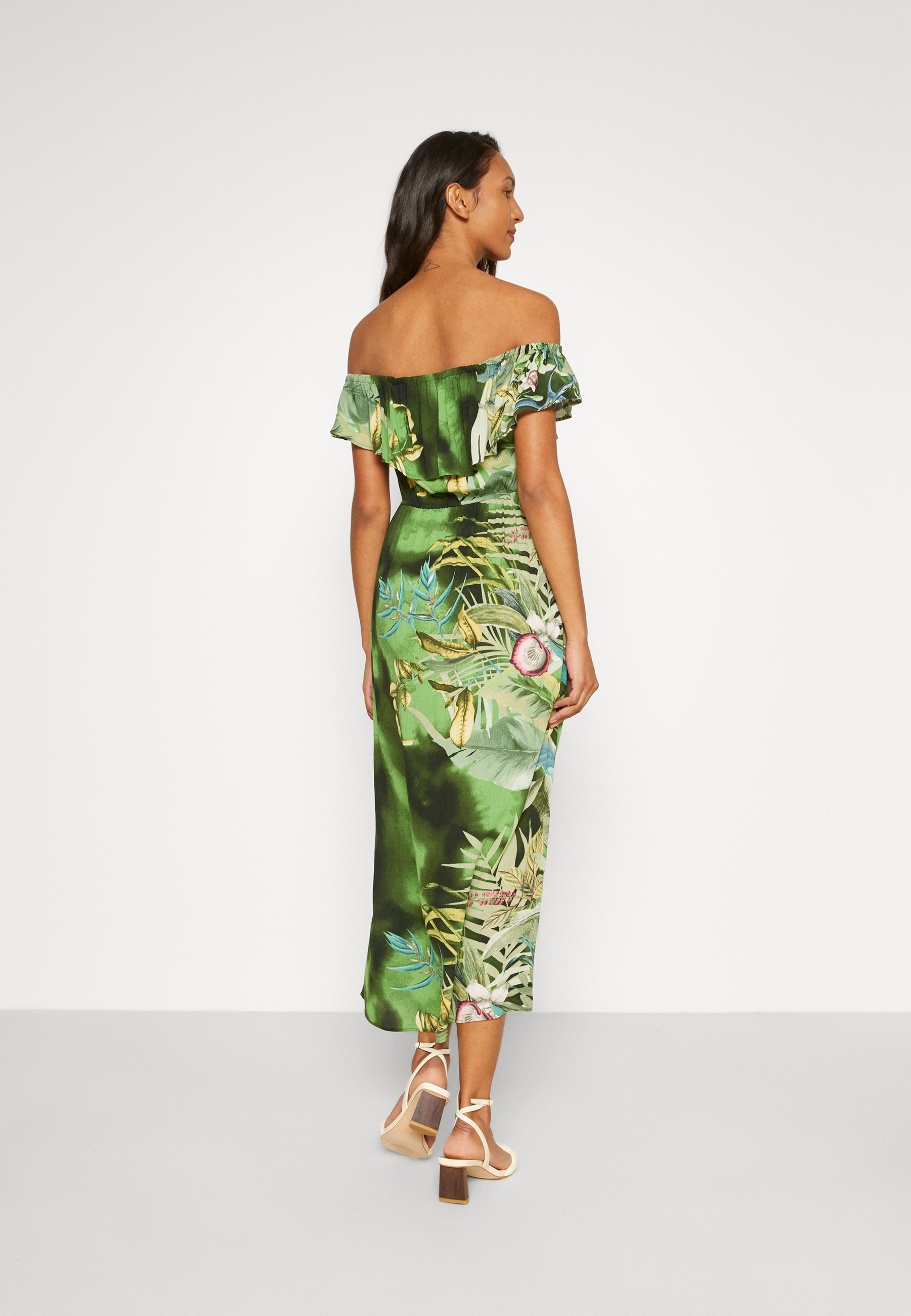 robe desigual verte