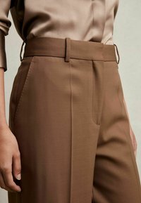 Reiss SOLENE WIDE LEG - Pantalon classique - tan