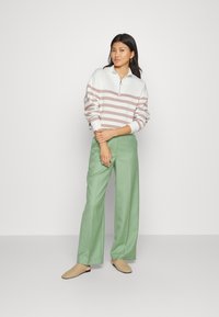 Marks & Spencer ZIP - Camisola - ivory