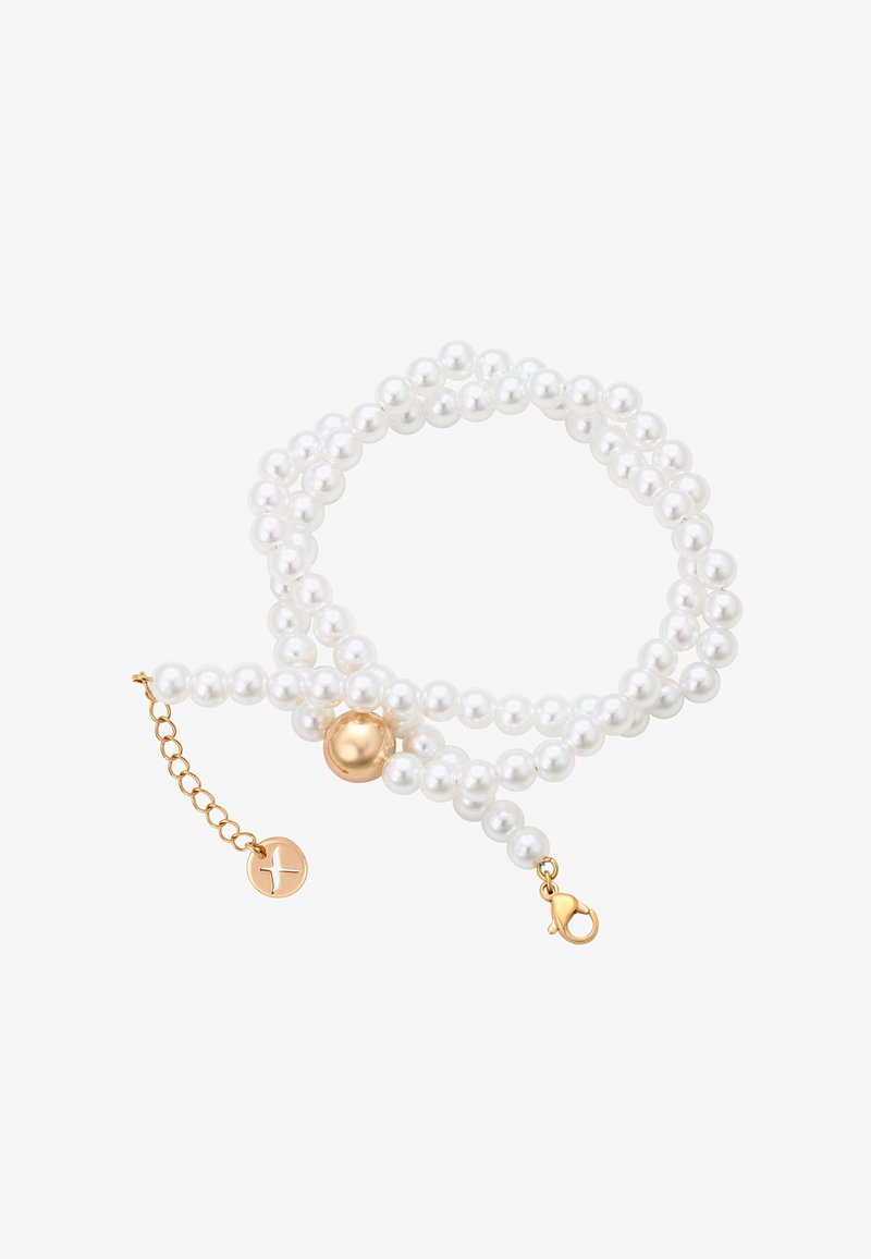 Bracciale con perle bianche e chiusura dorata, una sfera dorata e una catena regolabile in oro con un ciondolo rotondo.