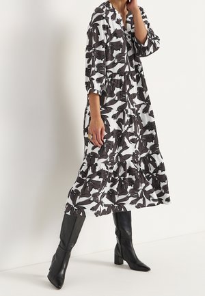 Denní šaty - brown