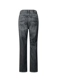 Jeans de mezclilla negra con corte recto, que cuentan con bolsillos traseros y una etiqueta en la cinturilla. La textura parece ligeramente desgastada.
