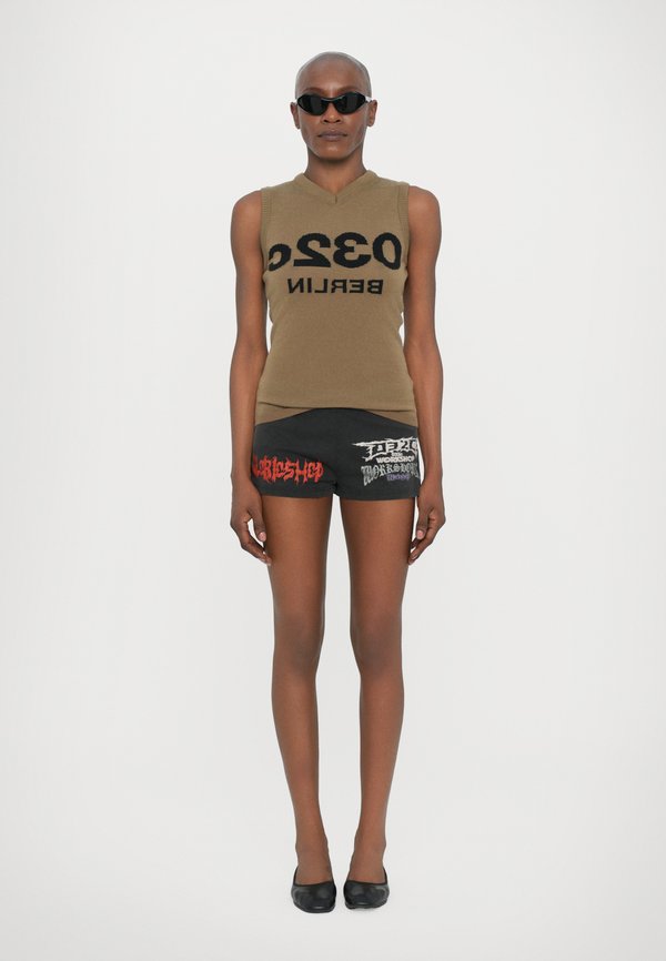 TELEPRESENCE COMFORT - Shorts2