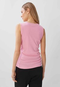 someday. SLIM FIT RIB - Top - faded pink