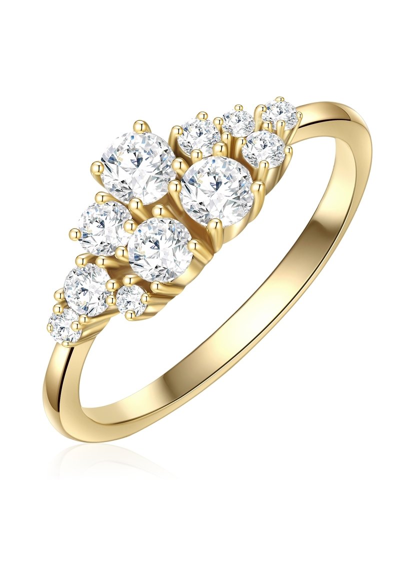 Zlatý prsteň so zlatom obsahujúcim viacero okrúhlych diamantov s briliantovým brusením rôznych veľkostí, zasadených do viackliešťových úchytov na hladkom, leštenom prsteni.