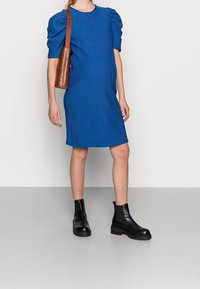 MAMALICIOUS Robe en jersey - blue