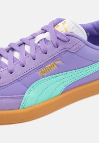 Puma CLUB II ERA UNISEX - Joggesko - lavender alert/electric peppermint