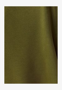 Niewybrane, olive