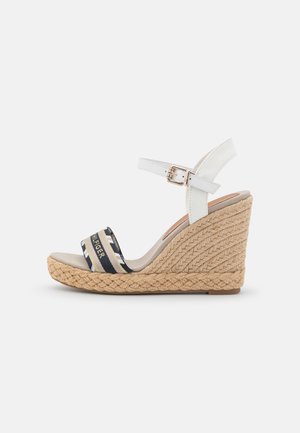 zala wedge sandal