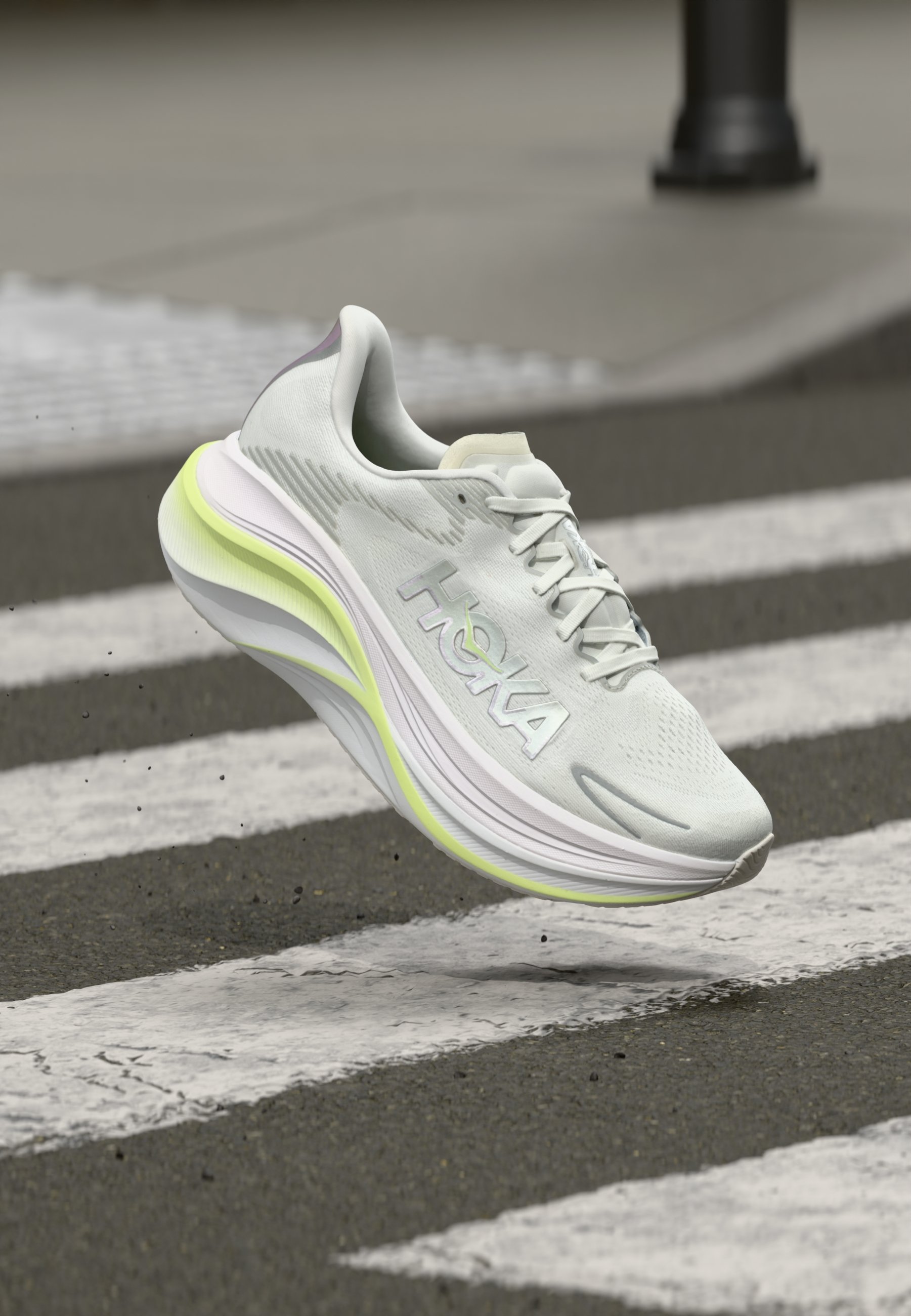 HOKA SKYWARD X 2 - Laufschuh Straße - white/neon yuzu/weiß - Zalando