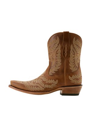 Bruine leren cowboylaars met ingewikkelde gouden borduursels, puntige neus en gestapelde hak, met een gestructureerd oppervlak en gebogen ontwerp.