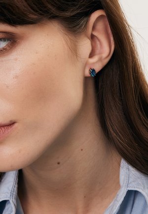 YES KOLEKCJA WIKTORIAŃSKA złoty