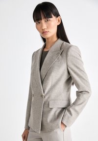 BOSS JIA - Bleizeris - open grey
