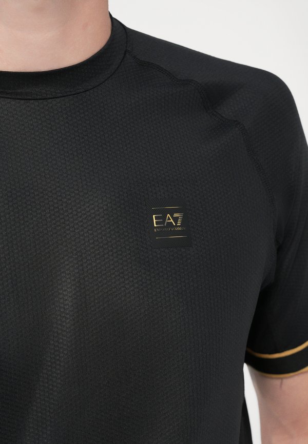 TRAIN SOCCER TEE  - Basic T-shirt2