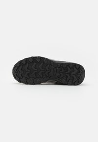 Jack Wolfskin REFUGIO PRIME TEXAPORE MID W - Zapatillas de senderismo - fawn