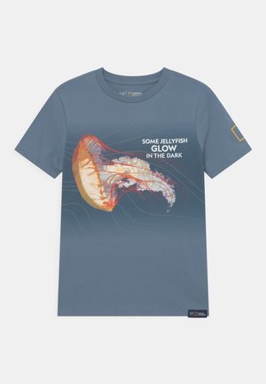 NATIONAL GEOGRAPHIC BOYS OCEANS - T-shirt print - classic china blue