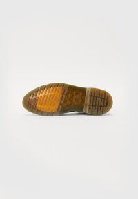 Thumbnail Image 5