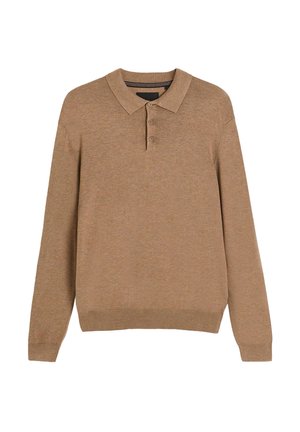 Brązowy polar polo z długim rękawem, wykonany z miękkiej tkaniny, z klasycznym kołnierzem, plisą na trzy guziki oraz prążkowanym wykończeniem na dole i mankietach.