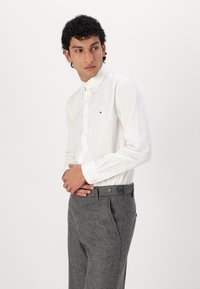 DRYKORN WYDER - Hlače - grey