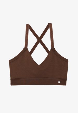 Soutien-gorge de sport marron avec un col en V, des bretelles croisées dans le dos et une finition texturée. Présente un logo blanc en bas à droite.