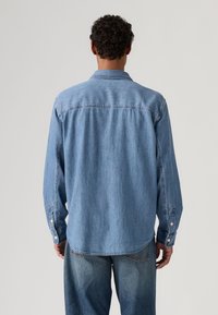 Επιλέχθηκε, ani mid wash