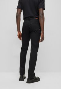 BOSS Vaqueros rectos - black