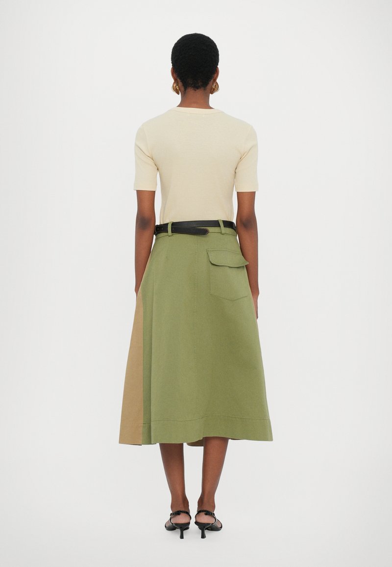 Jupe Fille Pampolina – Kaki – Taille 5 – Occasion Très Bon État