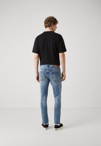 Pier One Karcsúsított farmerek - light blue denim