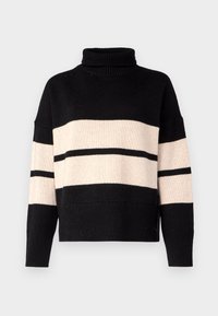 Fekete és krémszínű csíkos garbó pulóver, kötött textúrával, bordázott mandzsettákkal és szegéllyel, széles vízszintes csíkokkal és laza szabással.