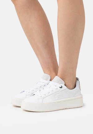 Lacoste, Baskets basses - white