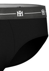 Slip da uomo neri con fascia grigia con logo bianco "M" e righe orizzontali.