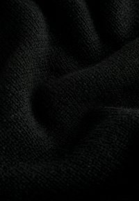 Next REGULAR FIT - CREW NECK - Pullover - black nyc