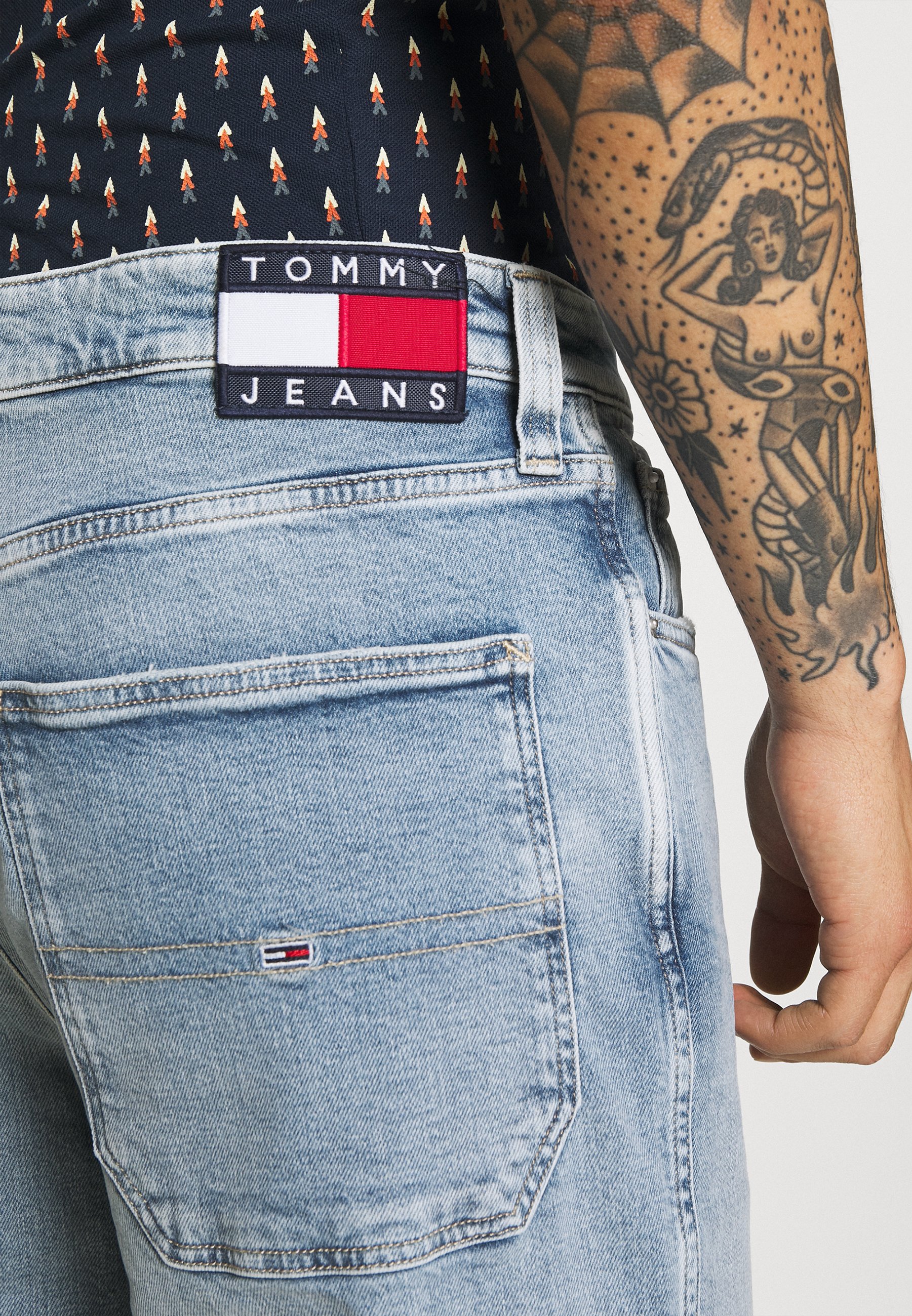 Tommy Jeans RUBEN SKATE - Tiesaus kirpimo džinsai - denim light/šviesiai  mėlyno džinso - Zalando.lt
