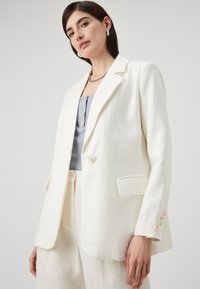 Malina VERA FITTED - Blejzer - white