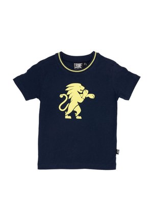 T-shirt bleu marine à manches courtes, avec des bordures jaunes et un motif jaune représentant un lion boxeur sur la poitrine.