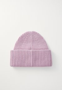 Cappello a berretto lavorato a maglia in viola chiaro, con un risvolto pieghevole, design a coste testurizzate e tessuto liscio.